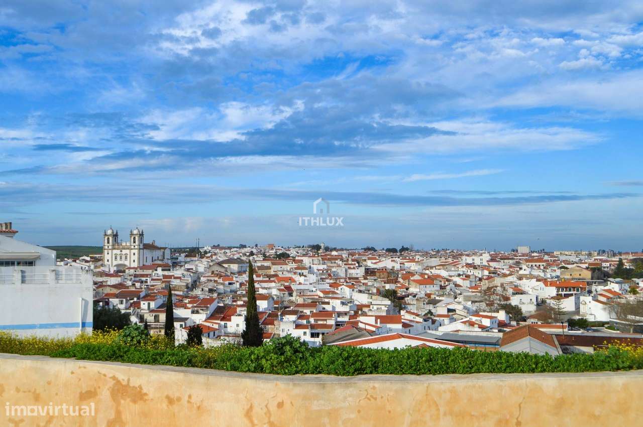 Refúgio com terraço no coração de Campo Maior, junto ao castelo — onde-7
