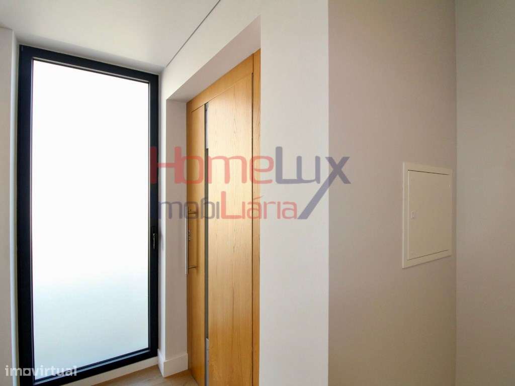 Moradia Exclusiva com Jardim na Boavista-15