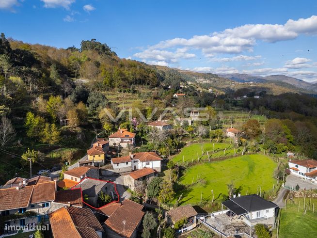 Moradia para Restaurar T0 Venda em Gondoriz,Terras de Bouro-17