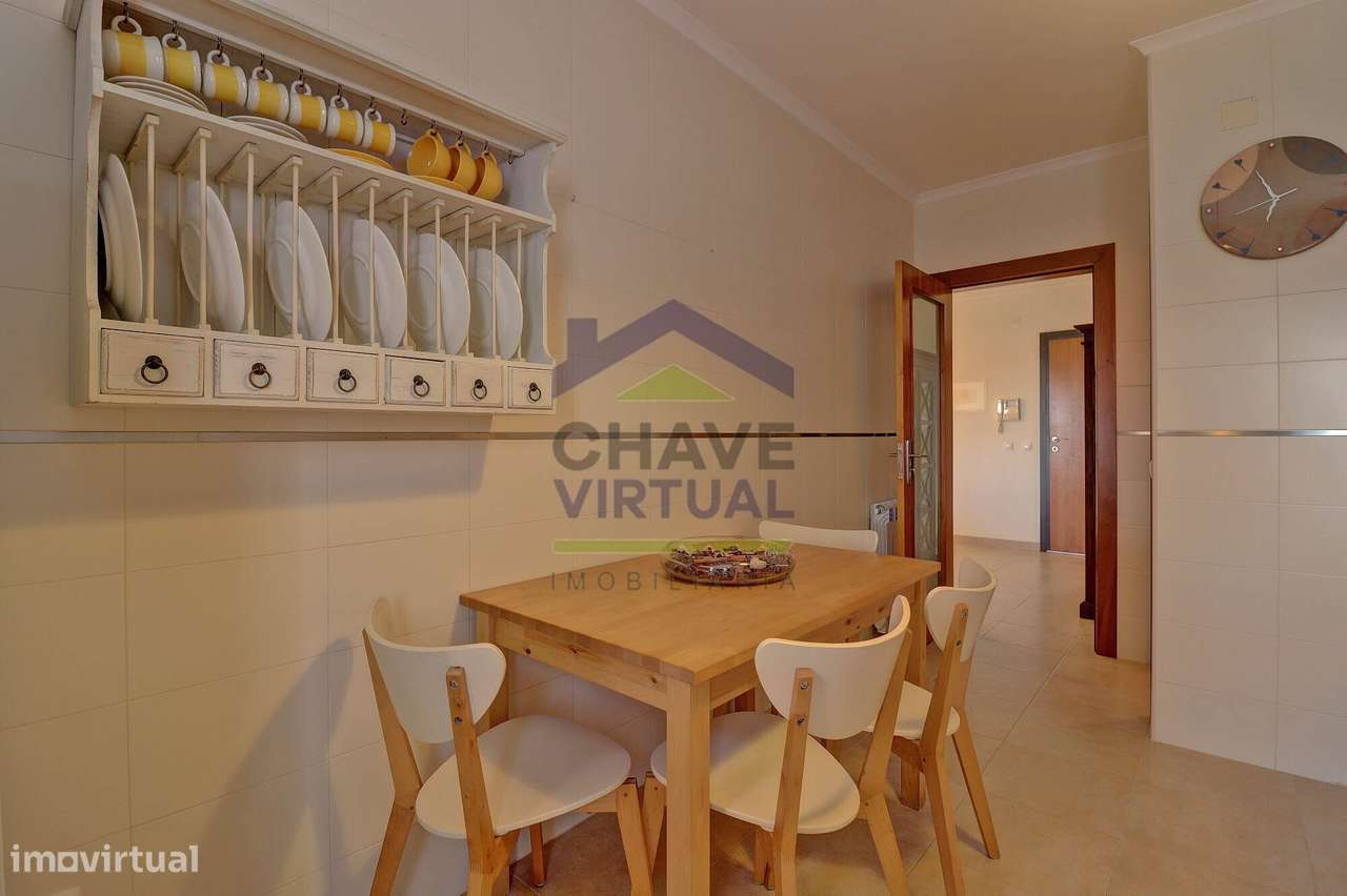 Apartamento T1 c/ Terraço em frente à Praia - Baleal Peniche-10