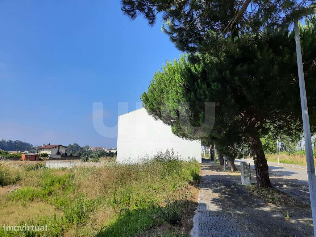 Lote de Terreno para construção de moradia T5 em Espinho - Grande imagem: 2/5