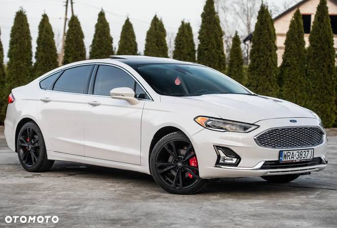 Ford Fusion 2.0 EcoBoost Titanium - 12