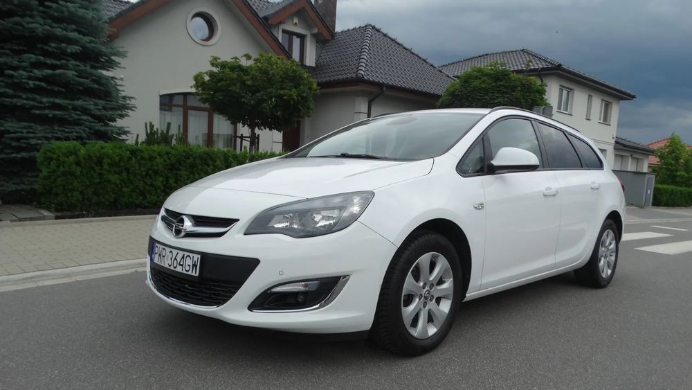 Opel Astra J 1.4 Turbo Exklusiv 2015