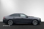 BMW Seria 5 520d xDrive mHEV M Sport - 2