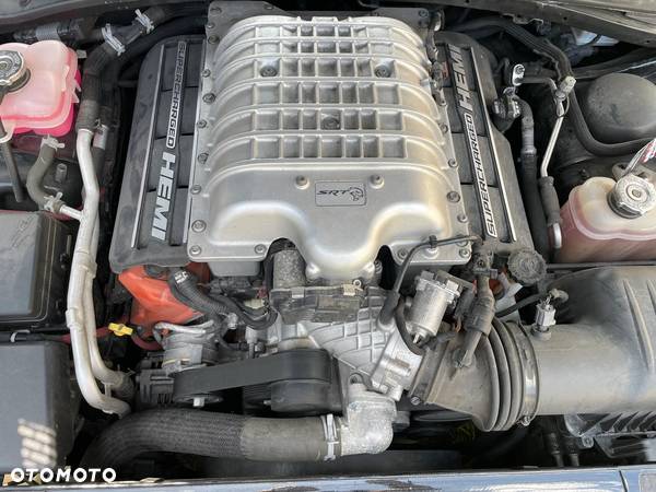 Dodge Challenger 6.2 Hellcat Widebody - 16
