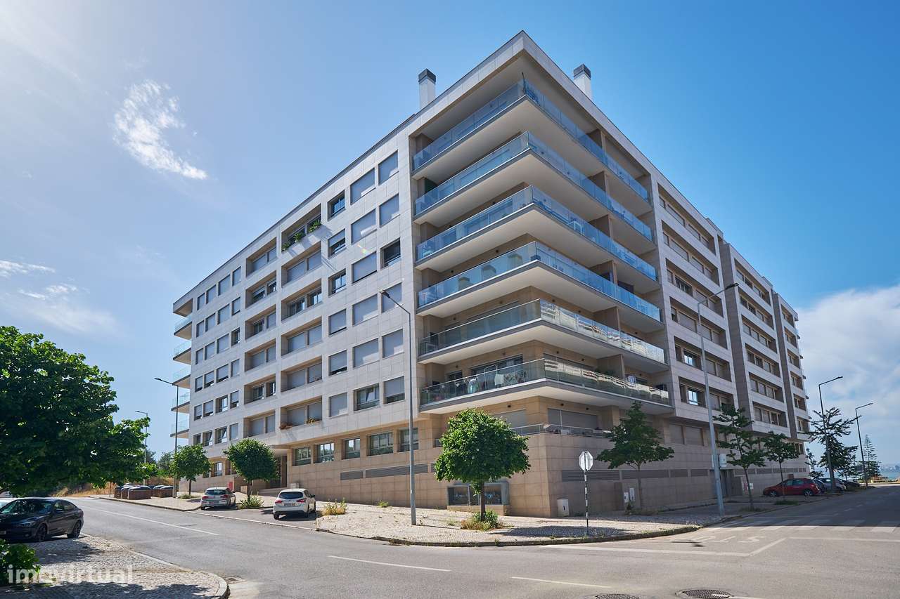 T4 Deslumbrante c/ Vista Tejo | One River Seixal-27