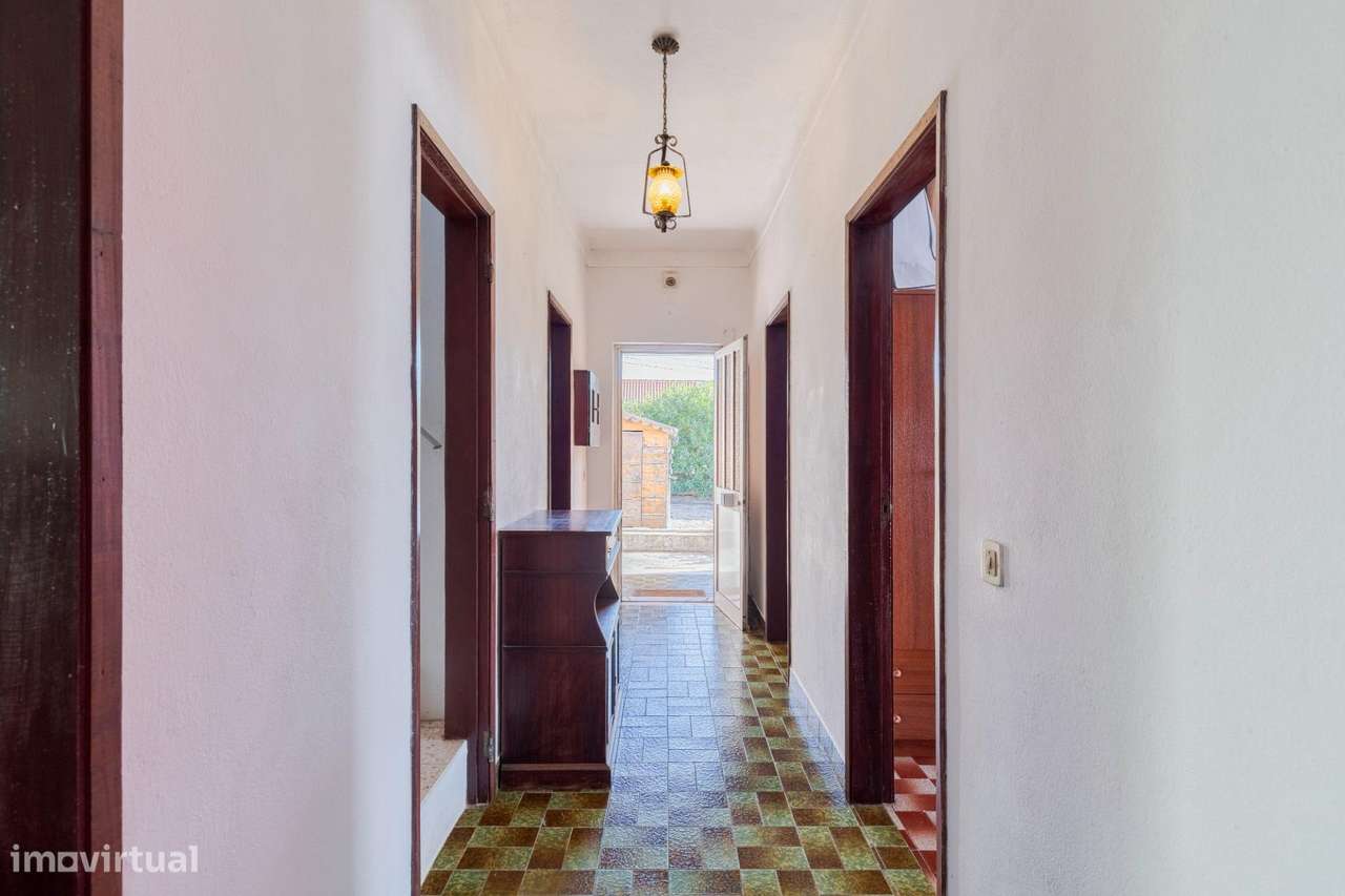 Quintinha com 2.163 m² dentro do perímetro urbano de Melides - Grande imagem: 4/26