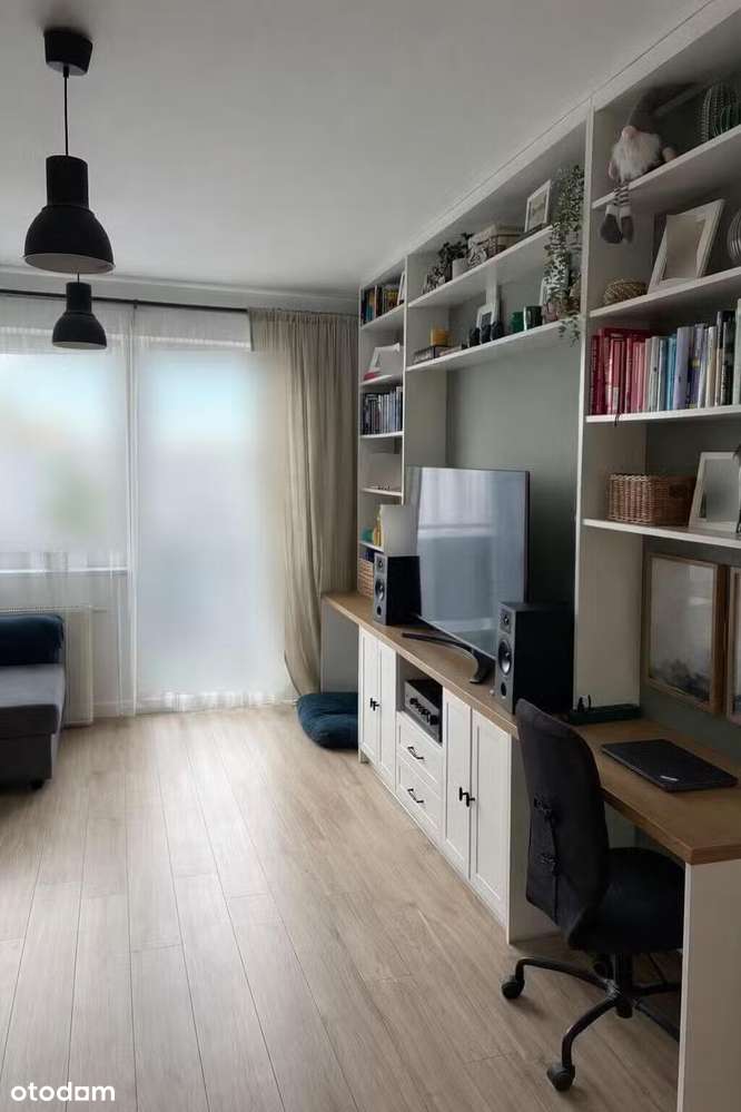 Trzypokojowe mieszkanie z miejscem postojowym w garażu podziemnym-4