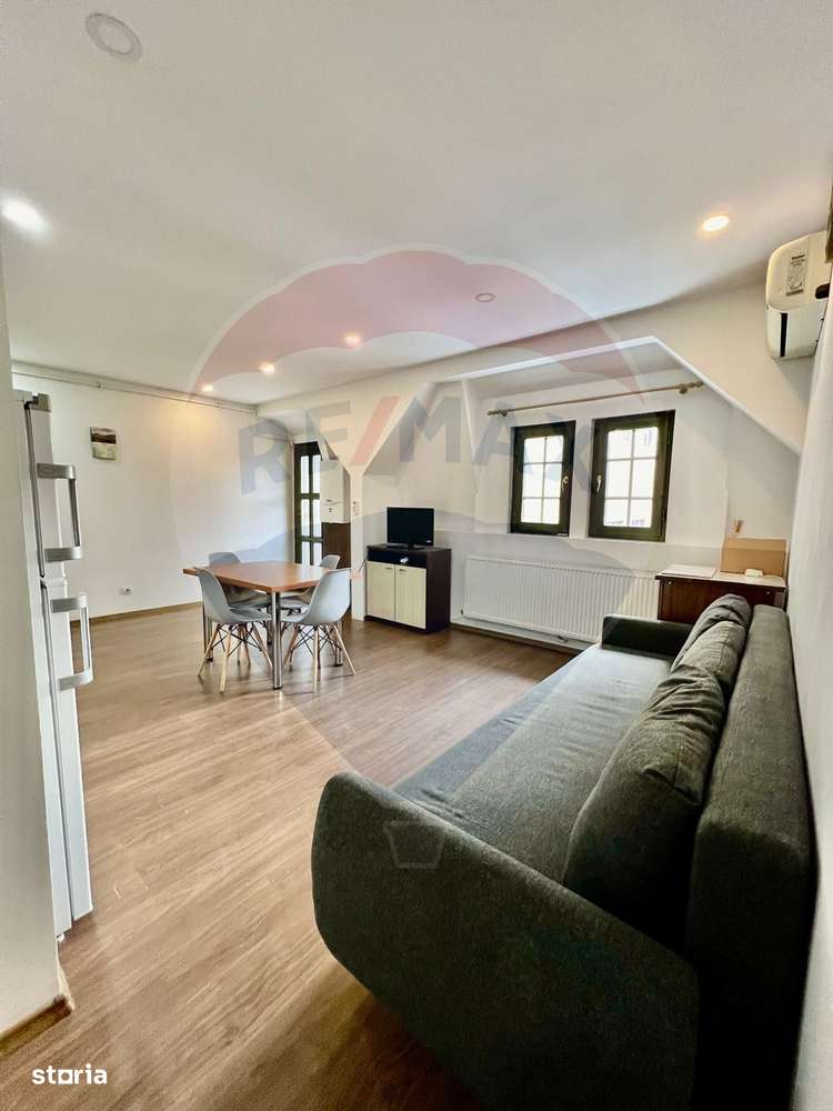 Apartament cu 2 camere de vânzare în zona Central - Imagine principală: 4/12