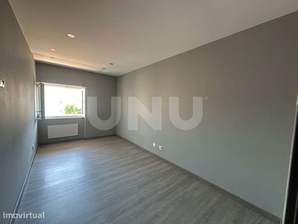 Apartamento T3 - Junto à Rotunda Europa-8