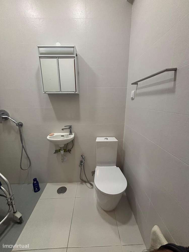 T3 com Quintal, Churrasco, Jardim  e Pequena Horta-11