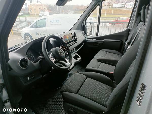 Mercedes-Benz Sprinter 317 CDI z wysokim dachem 4325 mm - 10