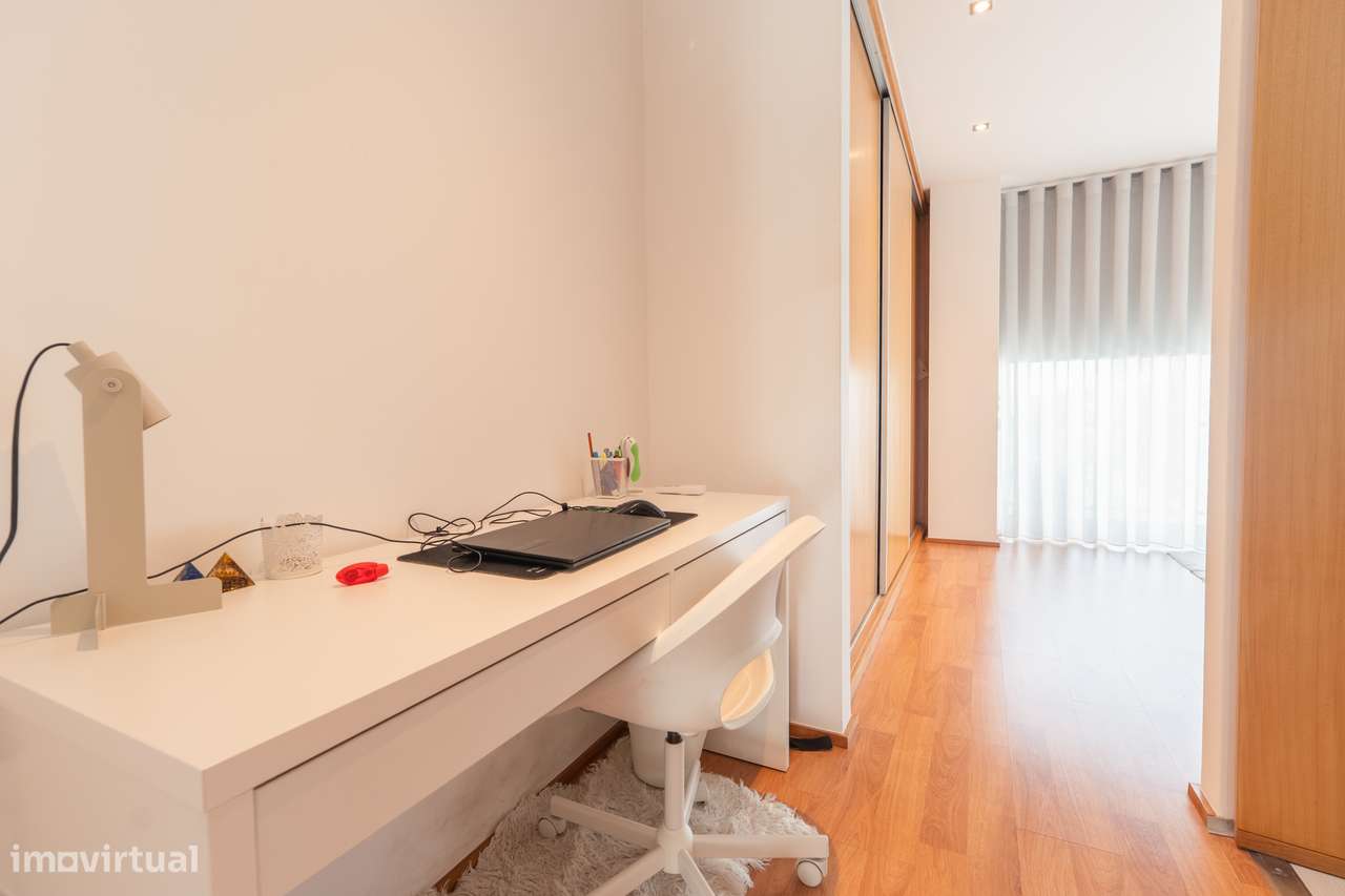 Moradia T3 moderna em Sanfins-9