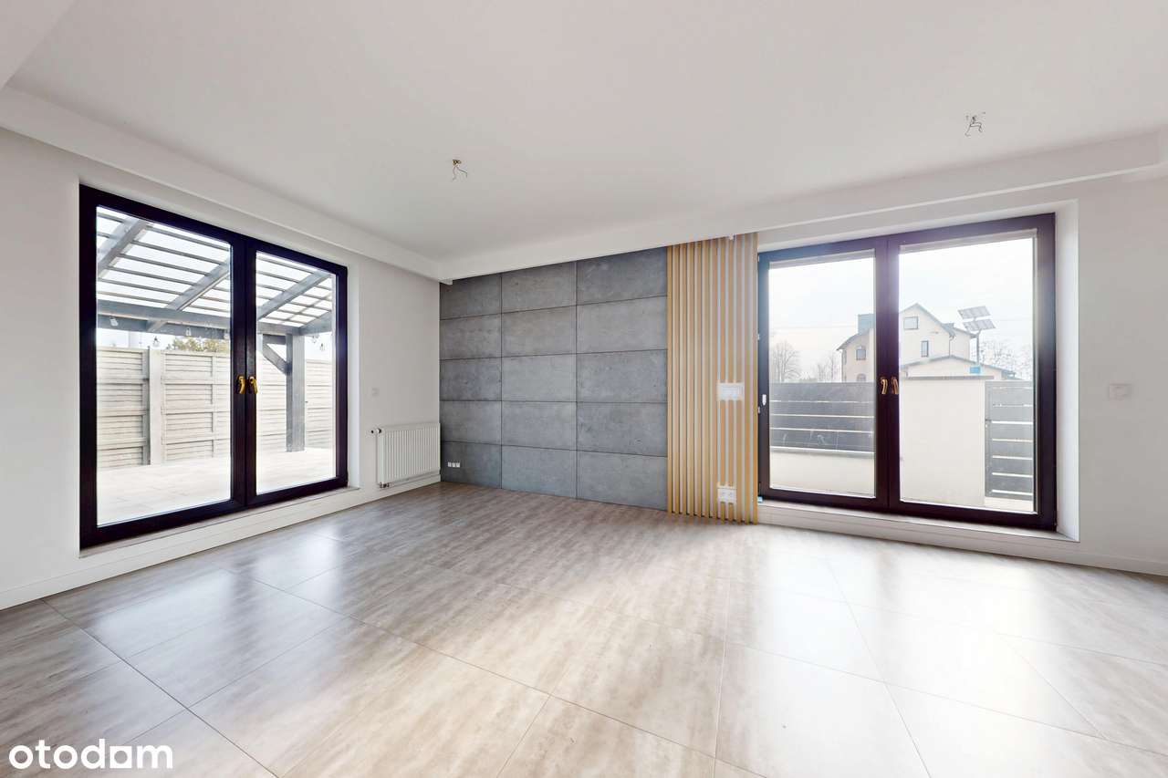 *Dom wolnostojący wykończony, wysoki standard*-0