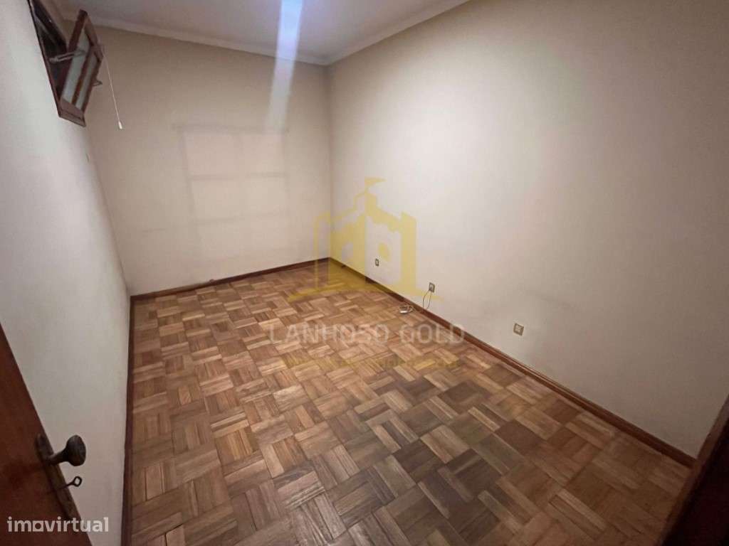 Apartamento T4 em São Vicente, Braga-15