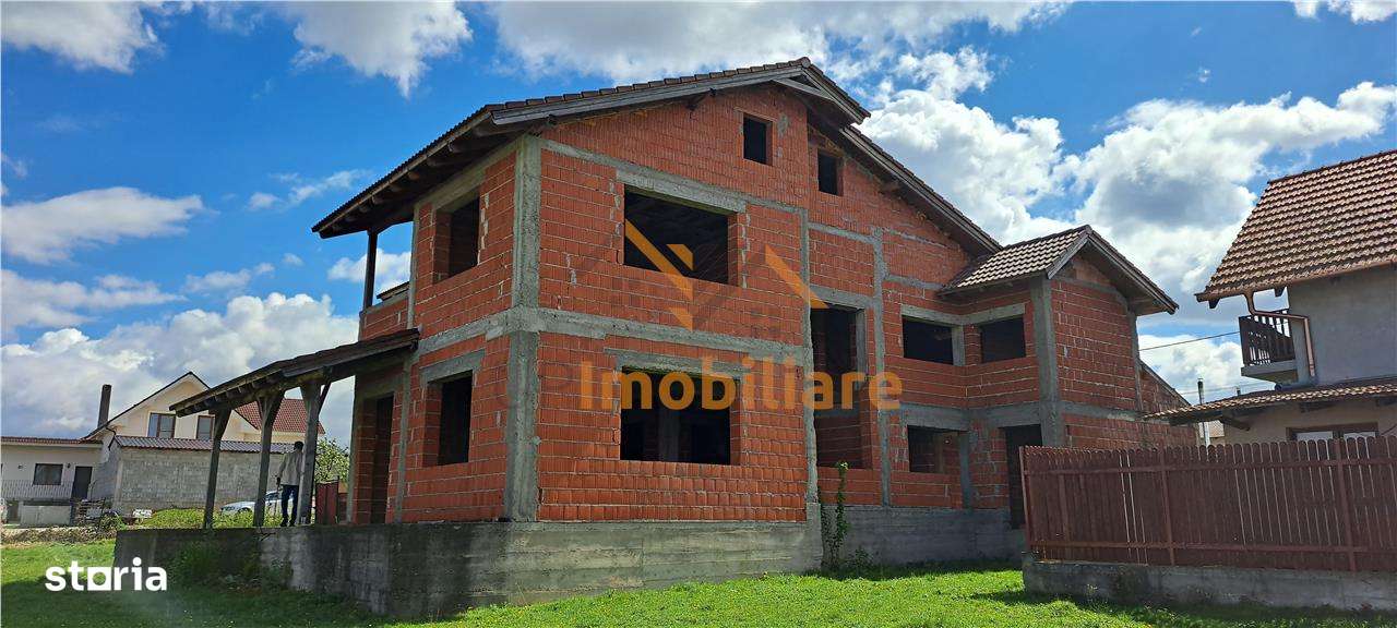 CASA PLAN PARTER+ ETAJ 400 MP | TEREN 1.113 MP |  ZONA CORDAU | BIHOR - Imagine principală: 3/9