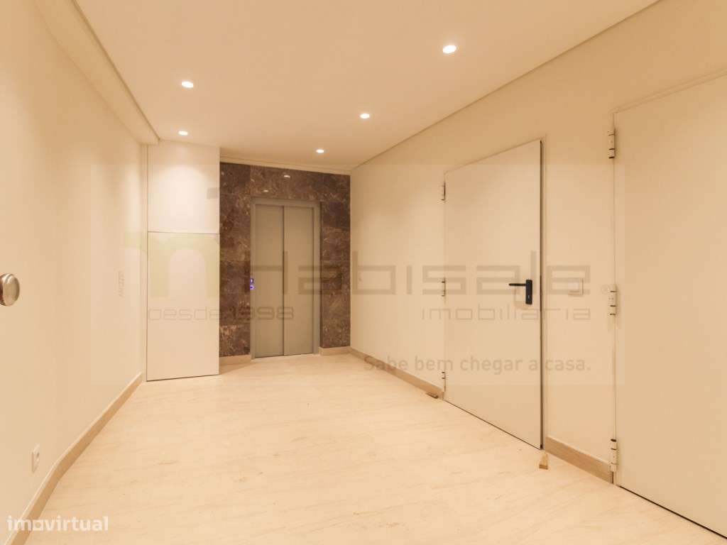 Apartamento T3+1 Triplex | Póvoa de Santo Adrião - Grande imagem: 3/60