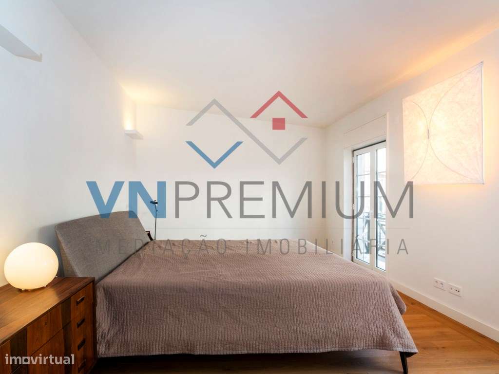 Belíssimo apartamento totalmente remodelado com materiais topo de gama-33