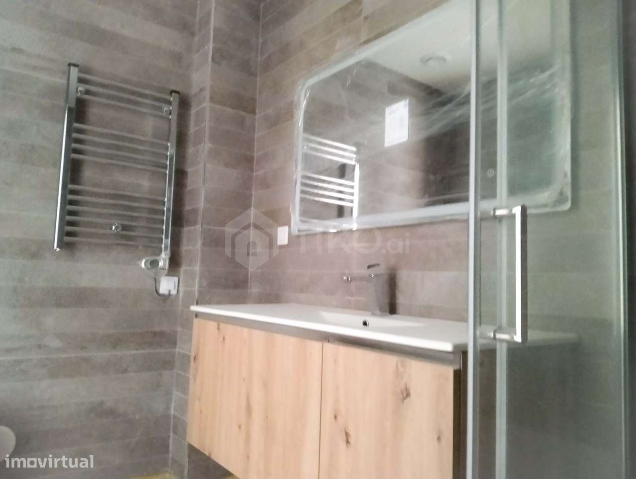 Apartamento T3 + 1 Duplex  à venda em Montijo, proximo às portas da ci-34