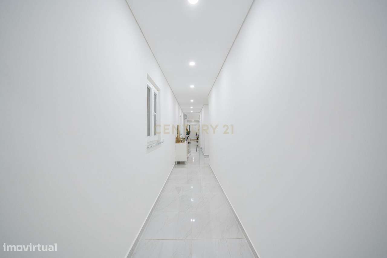 Moradia T4 + anexo T0 | Piscina Infinita | Estuário do Sado-45