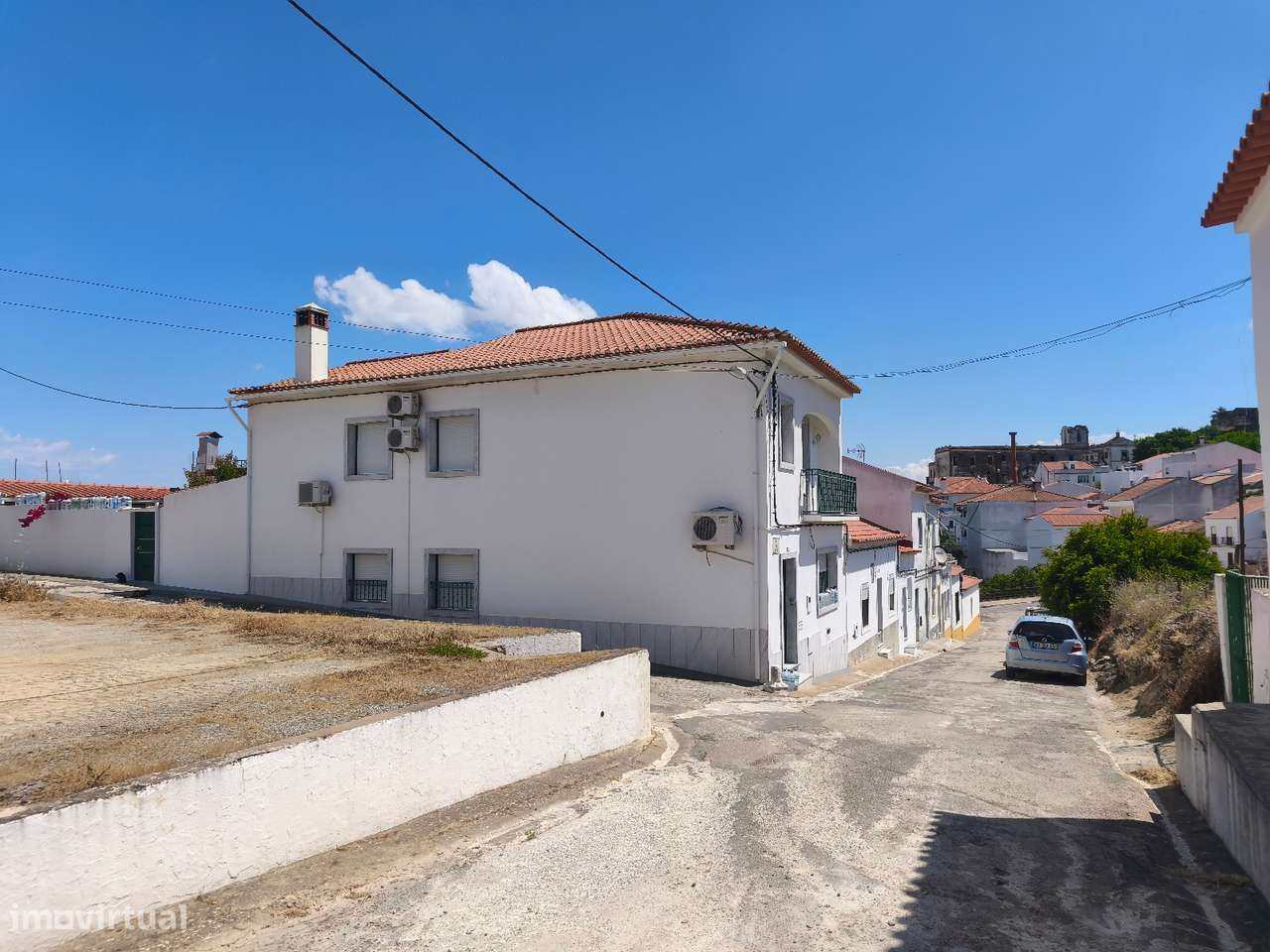 Moradia T2 Remodelada com Terraço em Moura – Charme Alentejano e Excel-17