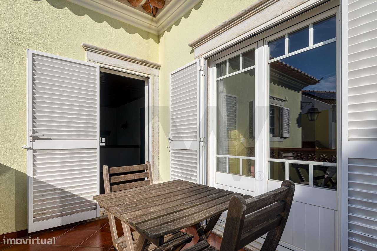 Moradia T4 Independente com Jardim – A 12 min a pé da Praia e 35 min d-54