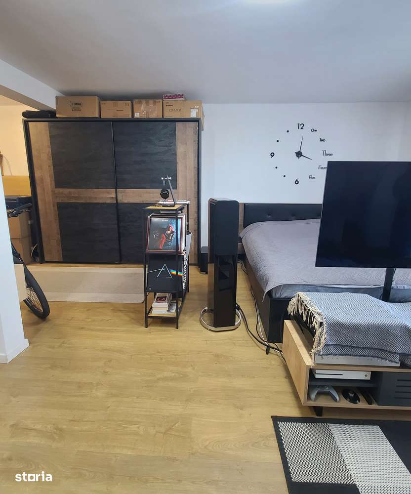 Vand 1 cam Tudor bloc nou - Imagine principală: 4/8