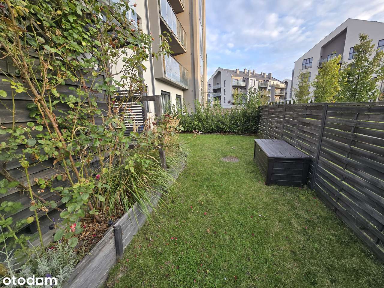 Mieszkanie 57 m² z ogrodem 240 m² i 2 miejscami postojowymi - Pełny obrazek: 4/9