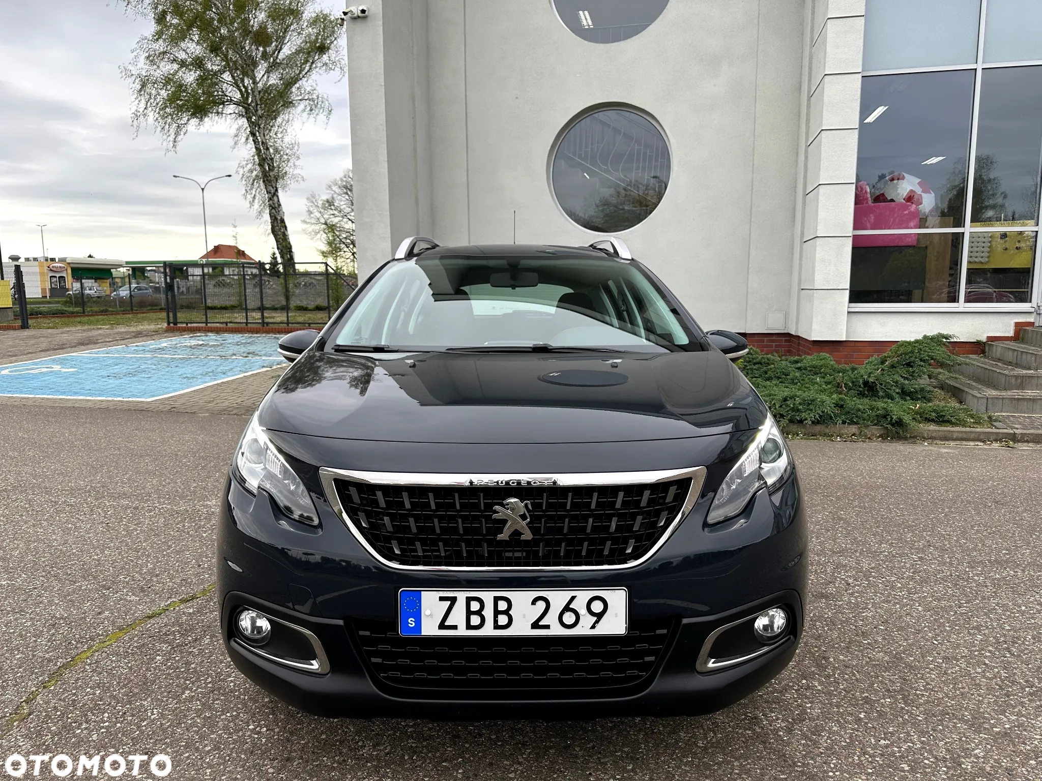 Peugeot 2008 1.2 Pure Tech Style EU6 - 6