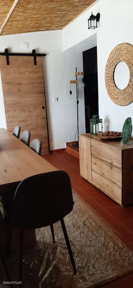 Oportunidade no coração do Alentejo! Moradia térrea T4 em Safara! Uma-35