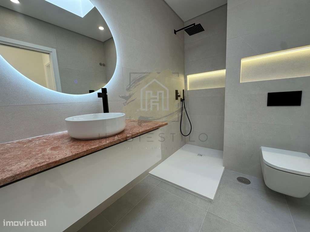 Luxuosa Moradia em Azeitão- Conforto e Elegância-13