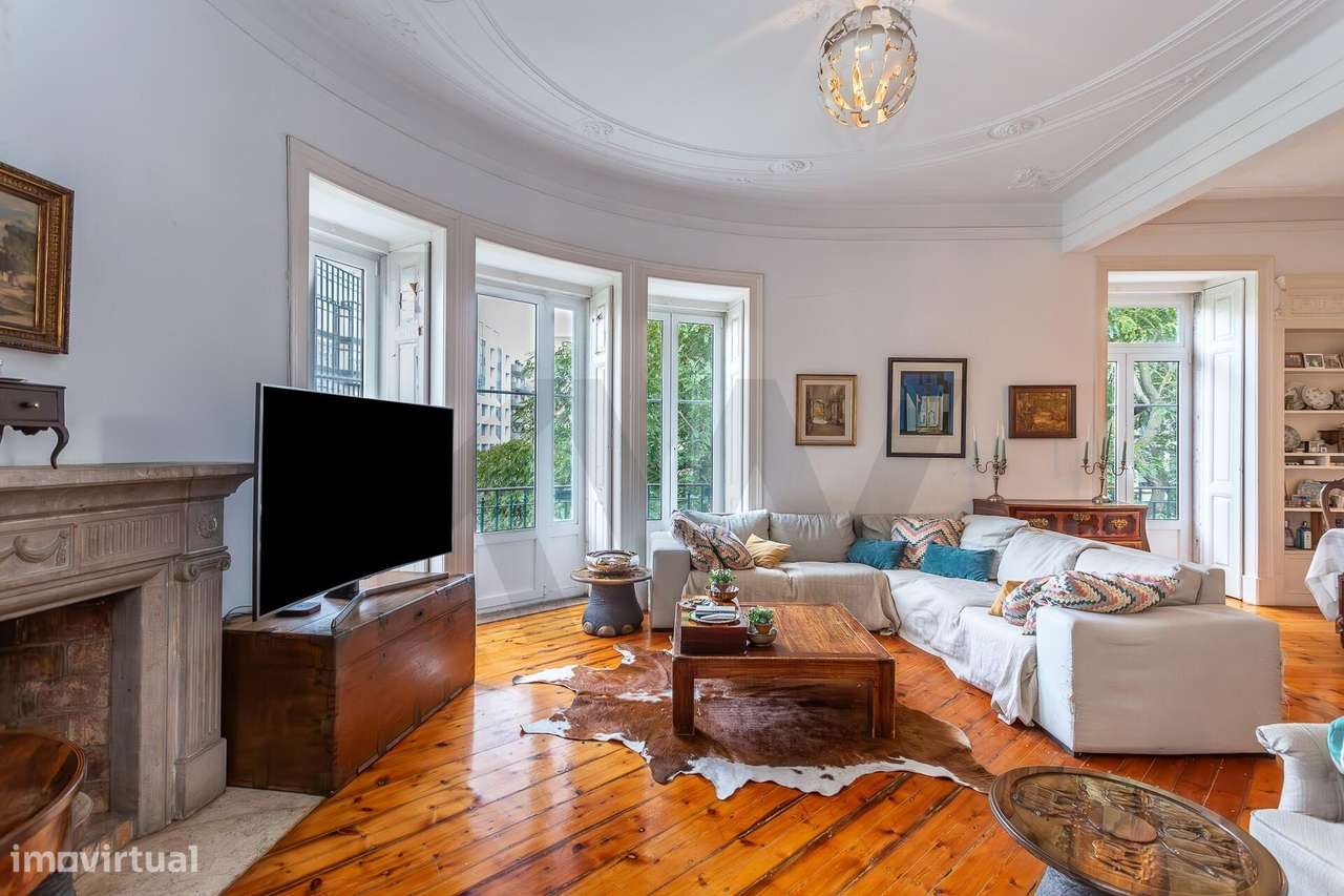 Apartamento T5 com 230 m2 – Avenida 5 de Outubro, Lisboa - Grande imagem: 4/46