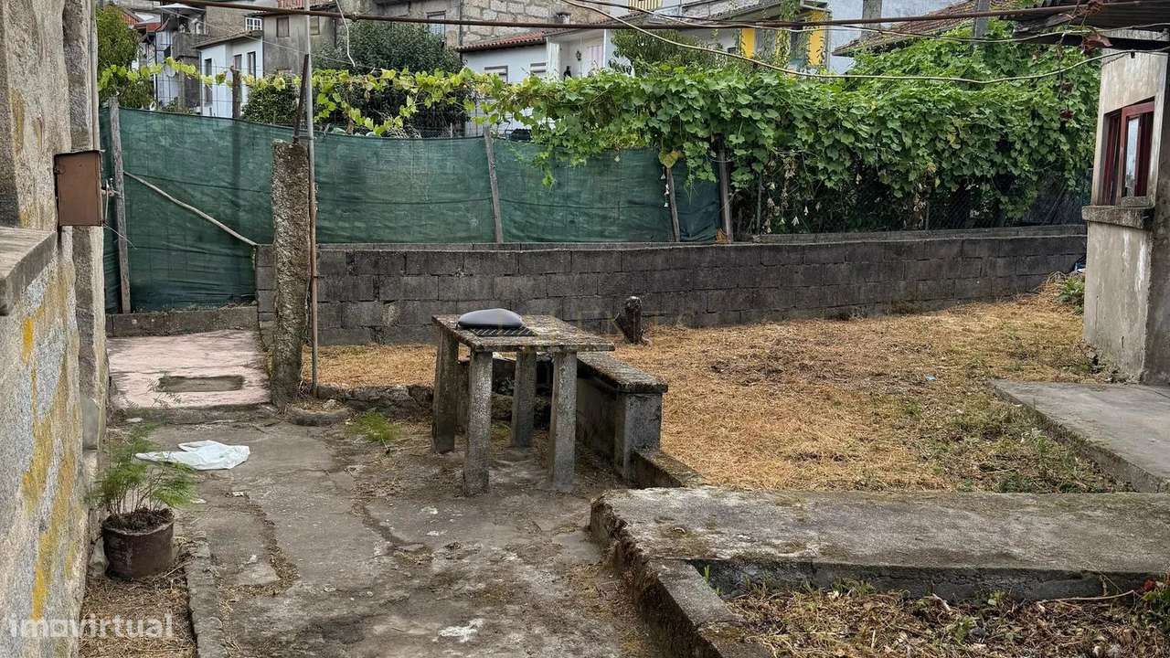 Moradia para Restauro em Creixomil, Guimaraes - Grande imagem: 4/37