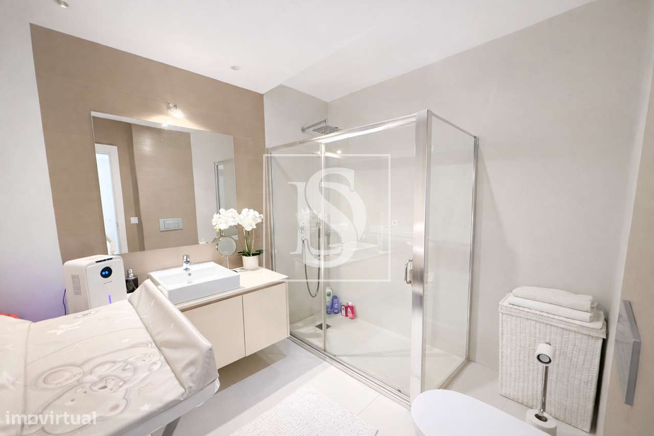 Apartamento T4 - Torres Novas-17