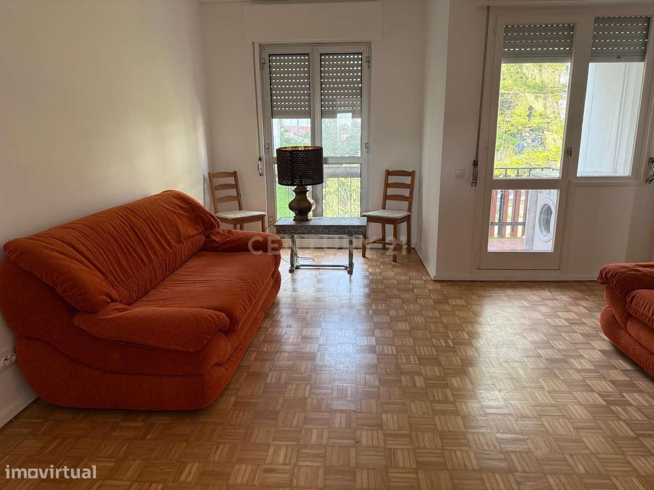 Apartamento T3 em Praceta Tranquila – Santo António dos Cavaleiros - Grande imagem: 2/25
