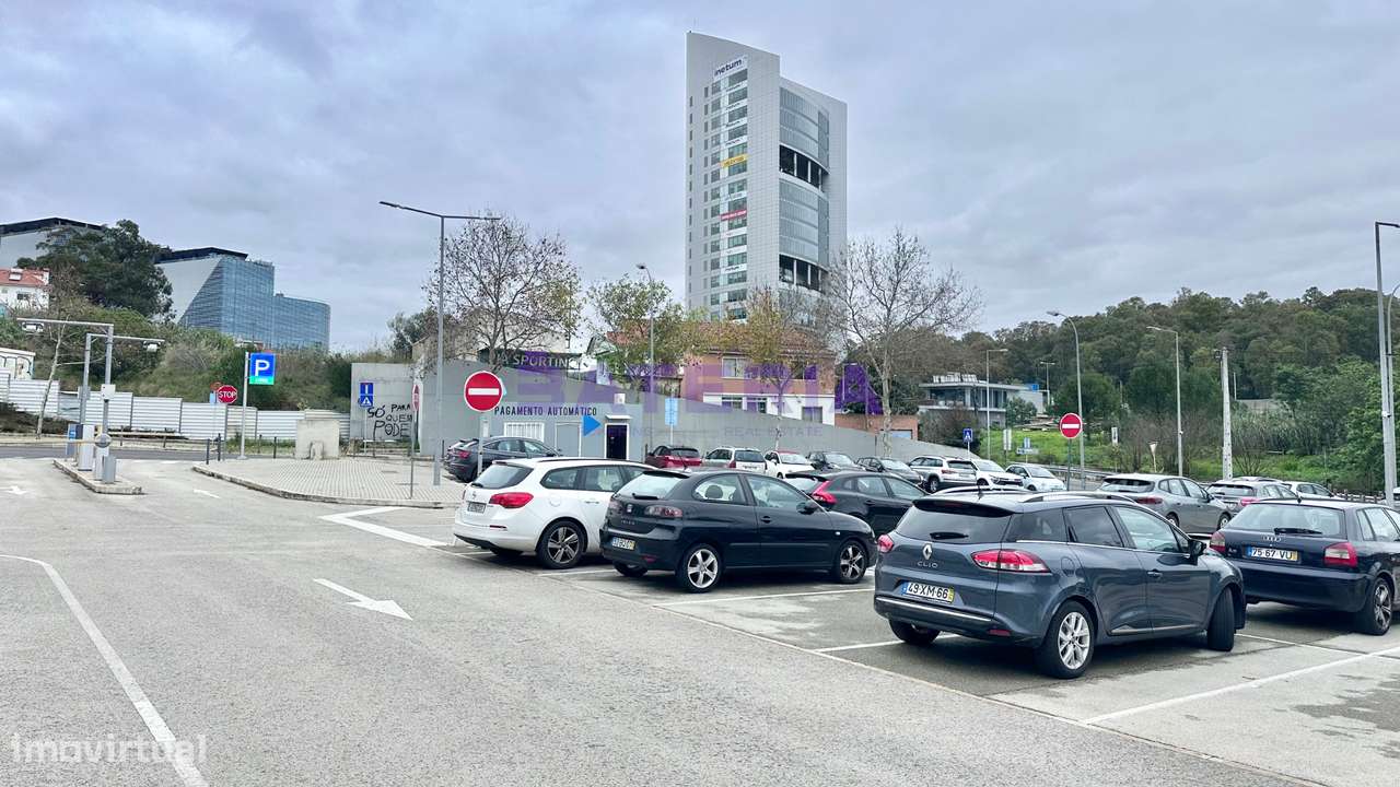 Terreno Comércio ou Serviços em Miraflores-5