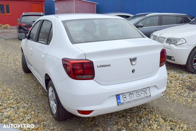 Dacia Logan - 5