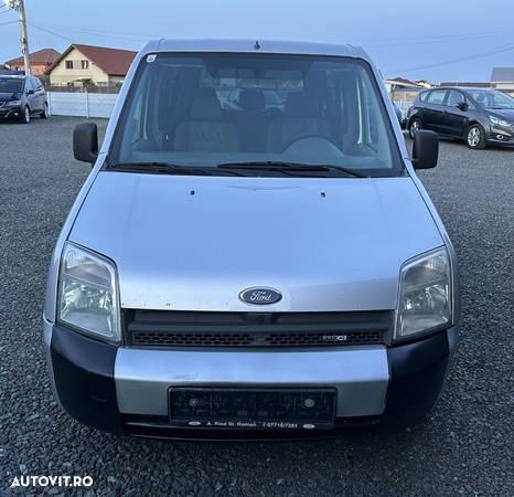 Ford Tourneo Connect - 12