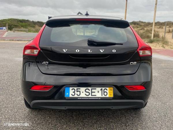 Volvo V40 2.0 D2 Kinetic Eco - 2