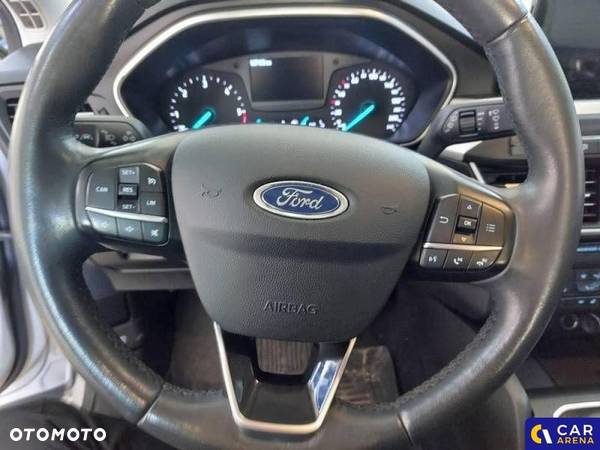 Ford Focus - 16