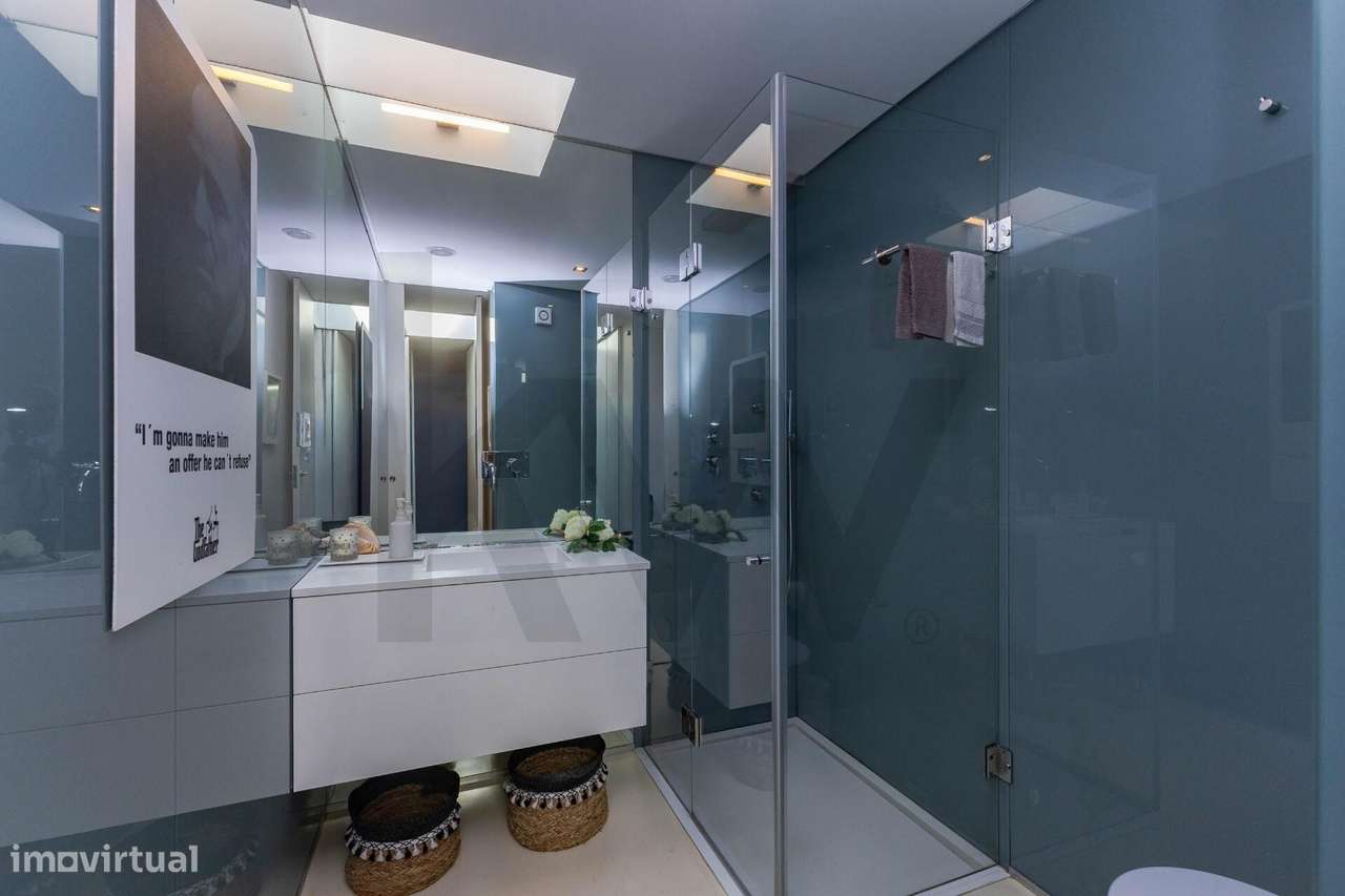 Fantástica moradia T3, com  jardim, piscina, situada em zona tranquila-38