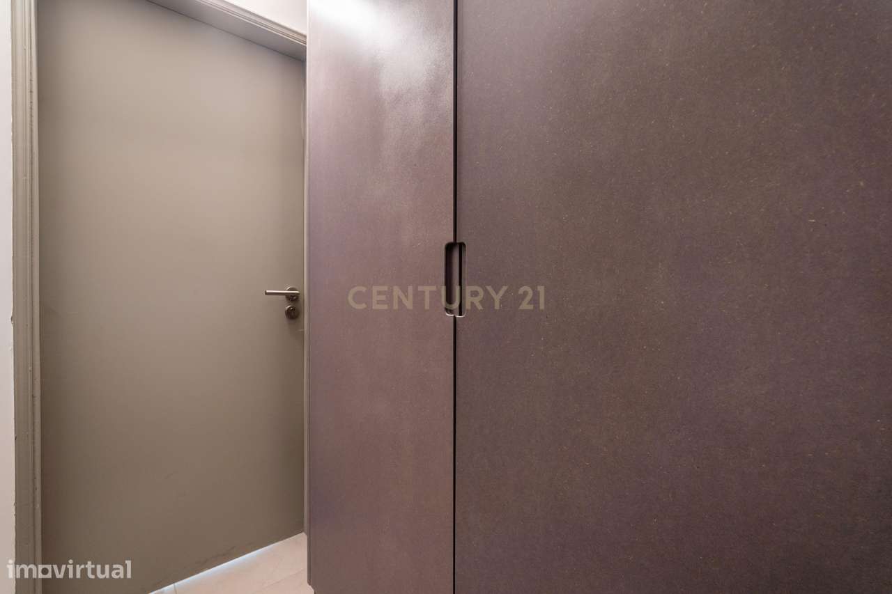 T0/Estúdio no centro de Portimão, E se o seu dinheiro começasse finalm-9