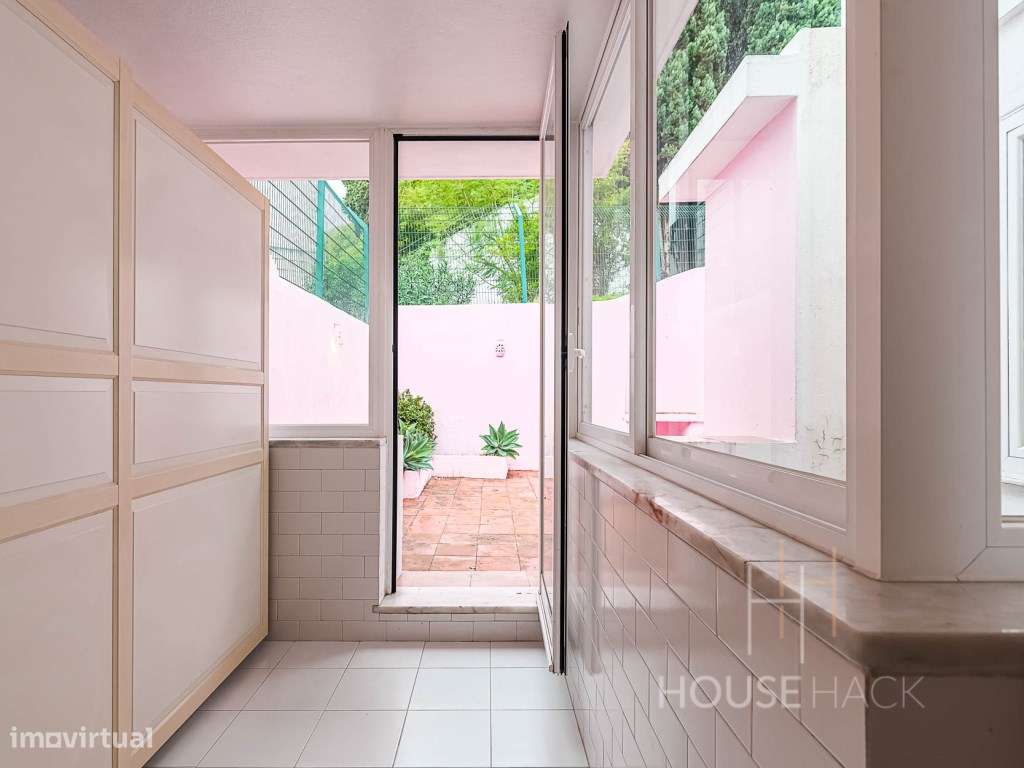 Apartamento T3 com logradouro na Rua de São Bento-26