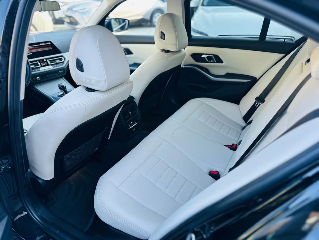 BMW Seria 3 320d xDrive AT MHEV - 30