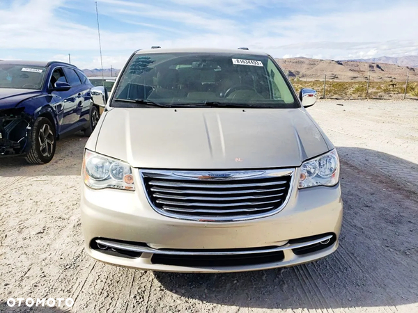 Chrysler Town & Country 3.6 Touring - 5