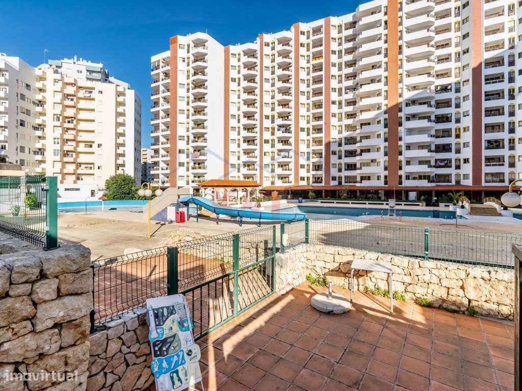 Piscinas de água salgada e zona de Lazer - Empreendimento Clube Pra...-22