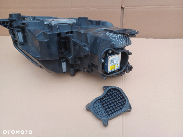 Bi-xenon przedni lewy LED Skoda Rapid lift lampa 5JB - 4