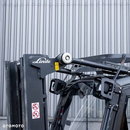 Linde E15-02 - 12