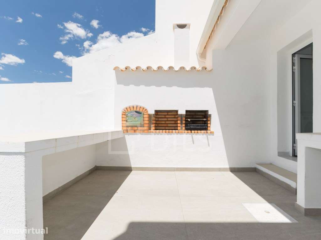 Moradia T4 com piscina em Vilamoura, Algarve-15