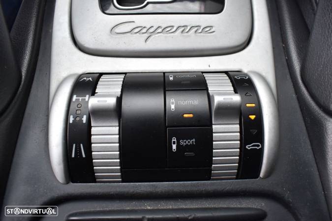 Porsche Cayenne Tiptronic - 29